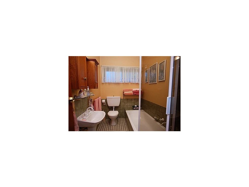 1/9 Aroha Terrace, Black Forest SA 5035