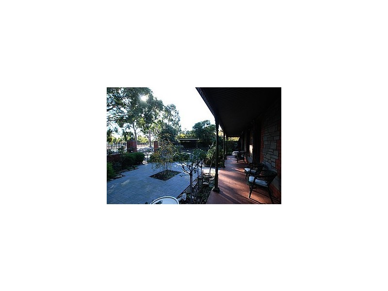 1/9 Aroha Terrace, Black Forest SA 5035