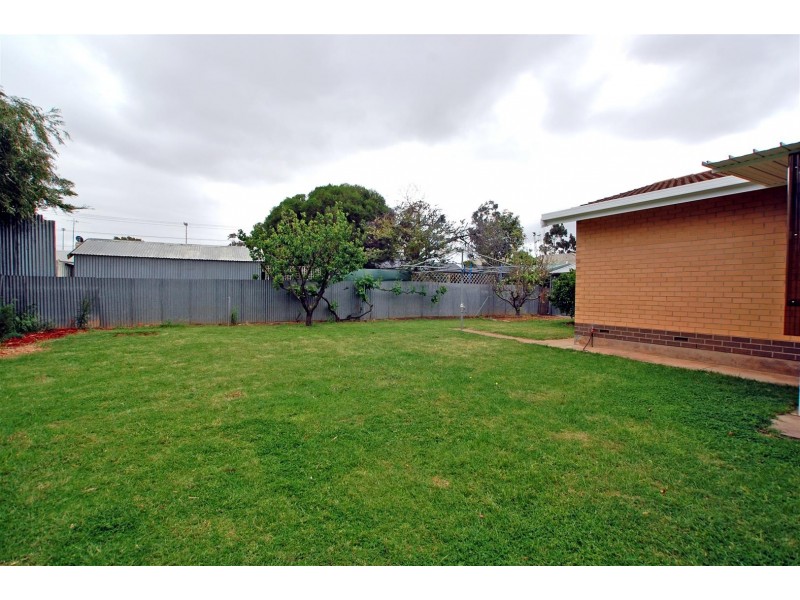 13 Myer Road, Sturt SA 5047