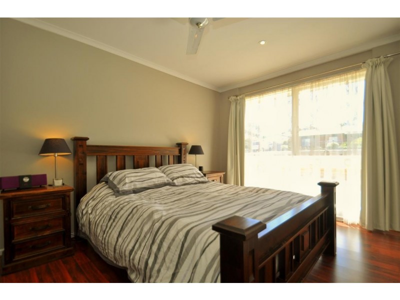 2 Leech Avenue, Morphett Vale SA 5162