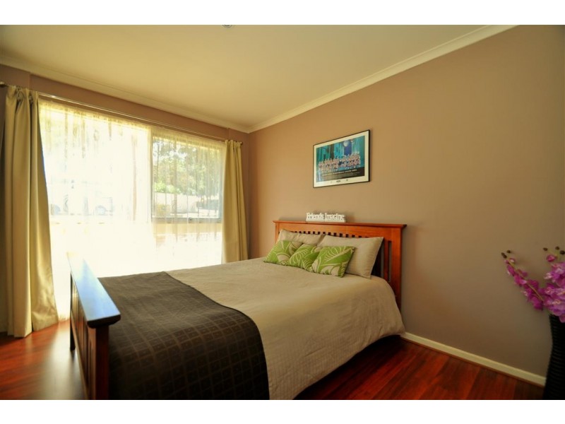 2 Leech Avenue, Morphett Vale SA 5162