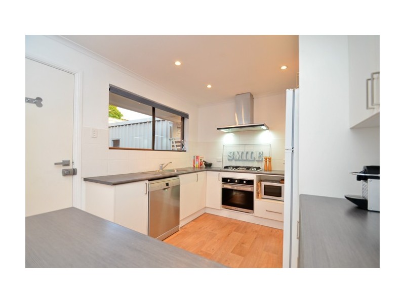 16 Lillian Street, Huntfield Heights SA 5163