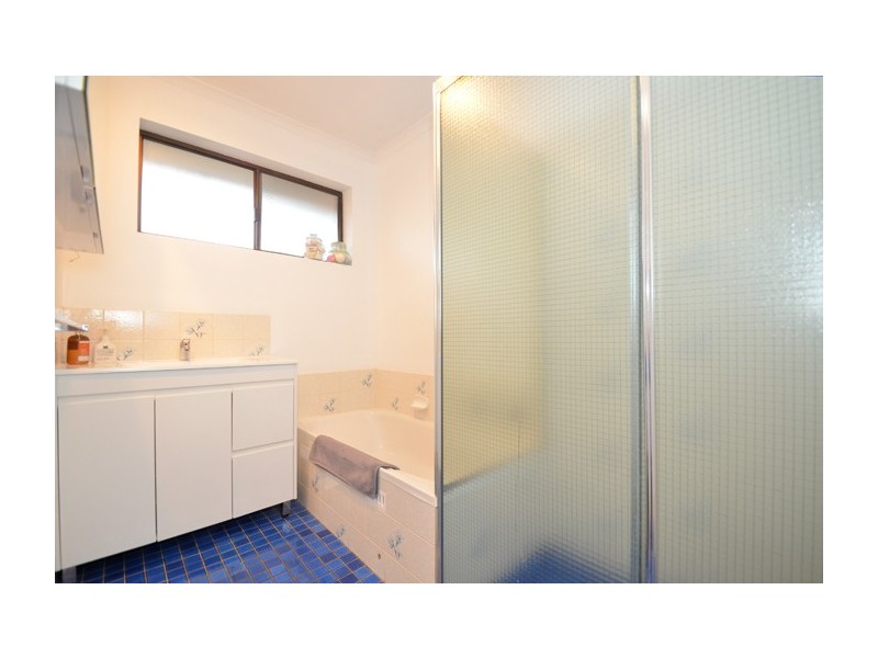 16 Lillian Street, Huntfield Heights SA 5163