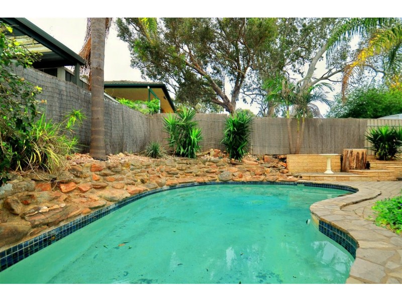 15 Jarrad Road, Happy Valley SA 5159