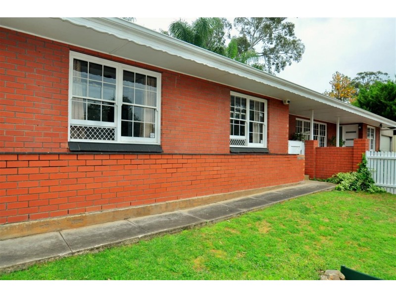 15 Jarrad Road, Happy Valley SA 5159