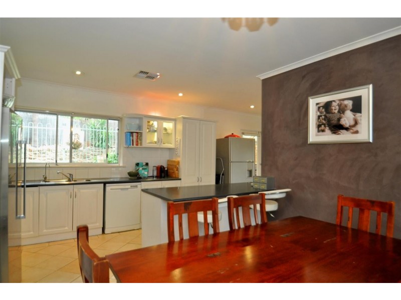 15 Jarrad Road, Happy Valley SA 5159