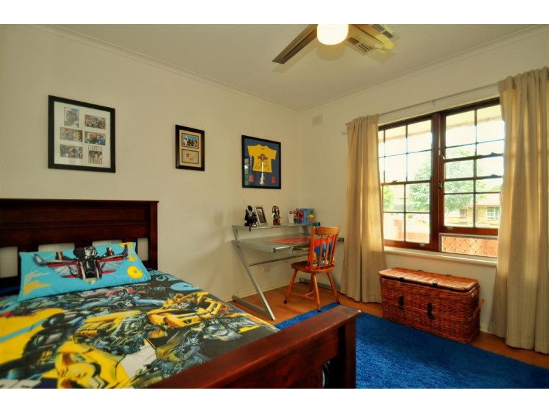 15 Jarrad Road, Happy Valley SA 5159