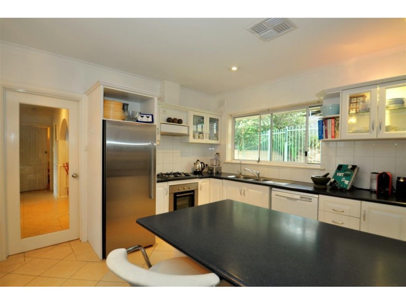 15 Jarrad Road, Happy Valley SA 5159