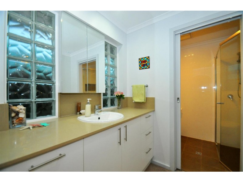 23 Moncur Street, Woodcroft SA 5162