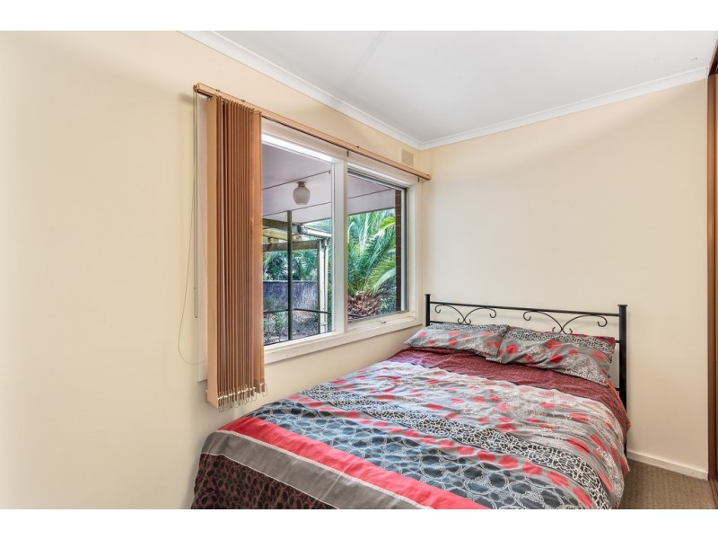 14 Alban Street, Christie Downs SA 5164