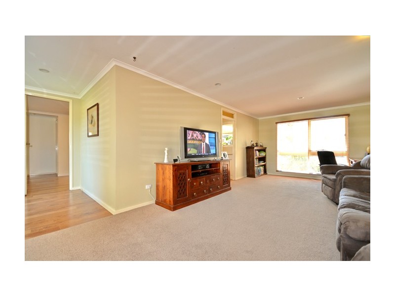 37 Flinders Crescent, Hackham SA 5163