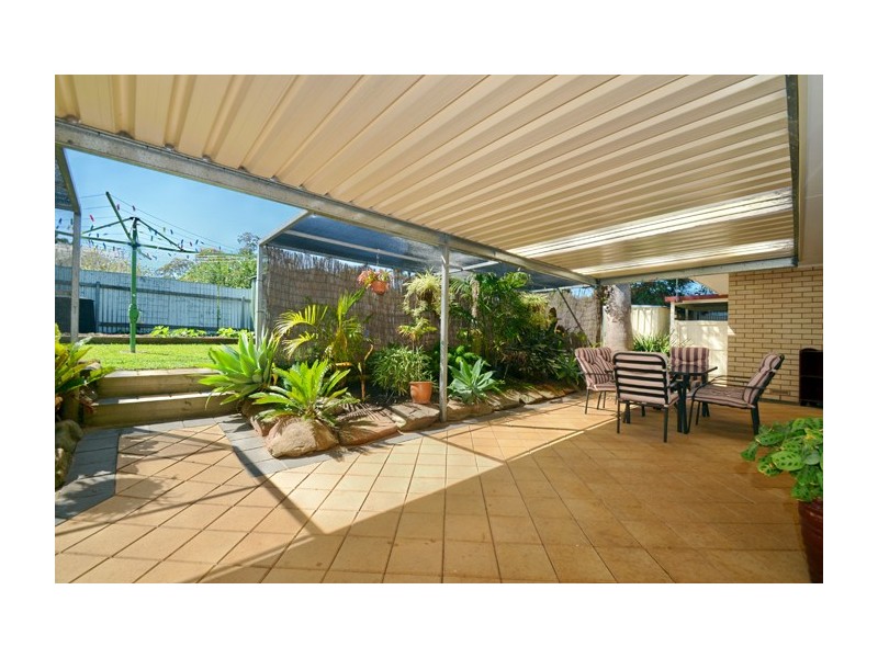37 Flinders Crescent, Hackham SA 5163