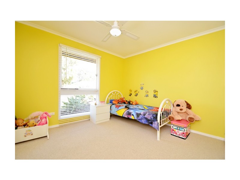 37 Flinders Crescent, Hackham SA 5163