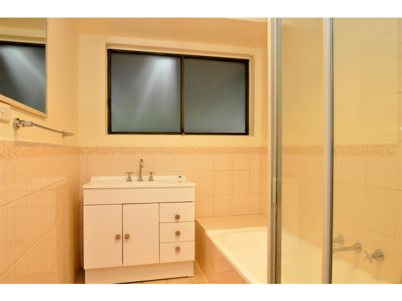 29 Sunnymeade Drive, Aberfoyle Park SA 5159