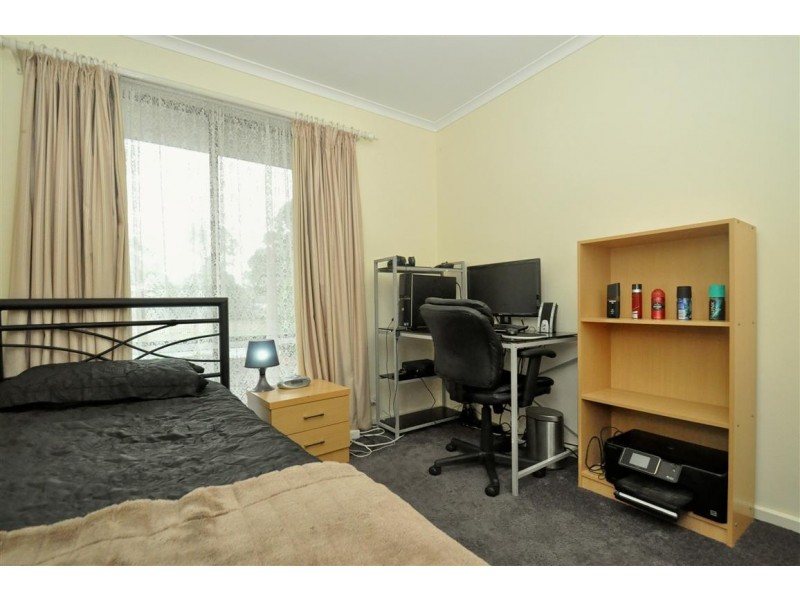 29 Sunnymeade Drive, Aberfoyle Park SA 5159