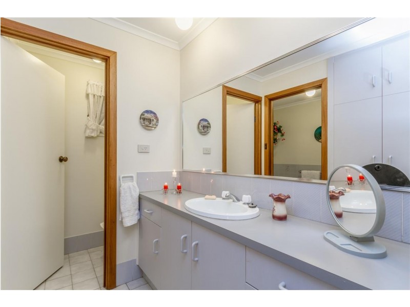 90 Reynell Road, Woodcroft SA 5162