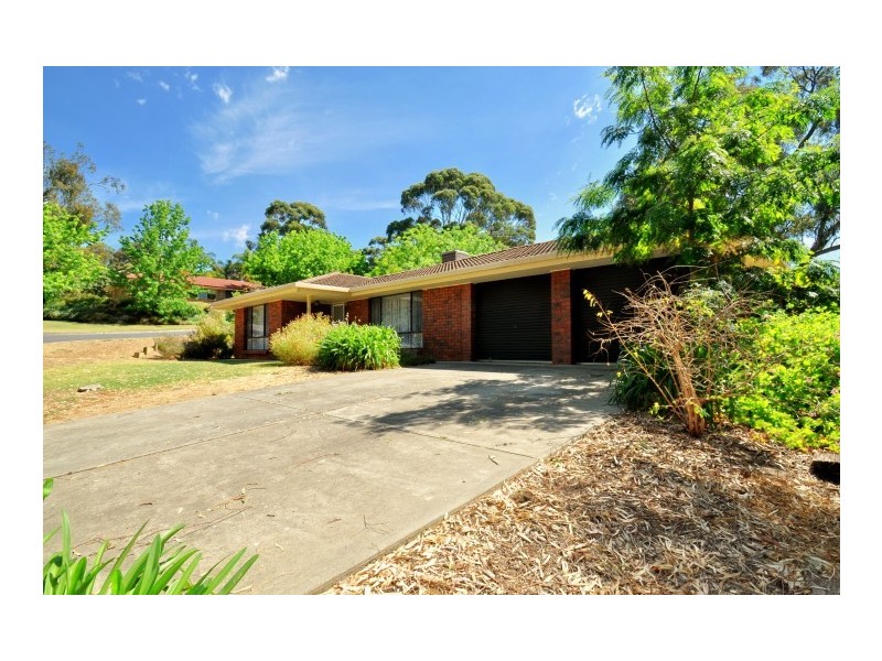 7 Lotus Drive, Aberfoyle Park SA 5159