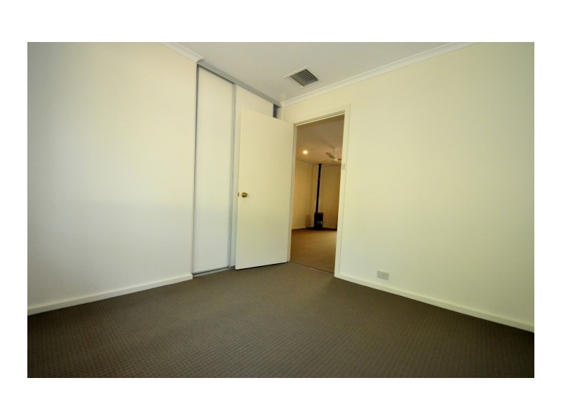 7 Lotus Drive, Aberfoyle Park SA 5159