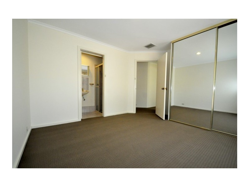 7 Lotus Drive, Aberfoyle Park SA 5159