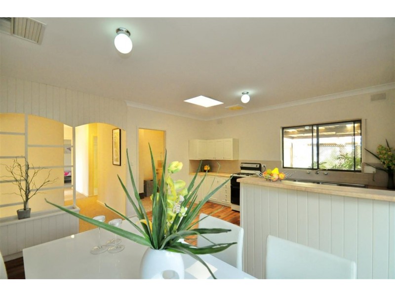 20 Freeman Avenue, Morphett Vale SA 5162