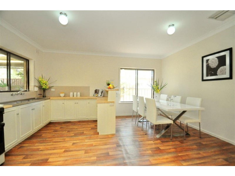 20 Freeman Avenue, Morphett Vale SA 5162