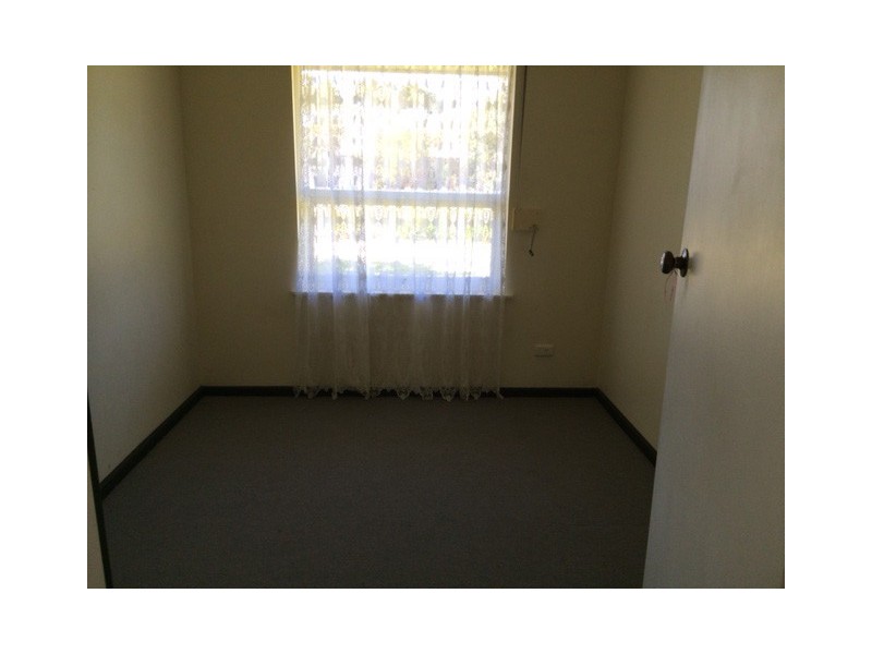 33 Gordon Street, Aldinga Beach SA 5173