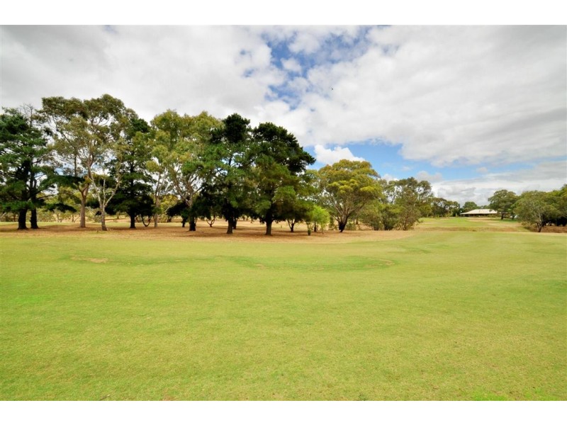30 Golfcourse Drive, Woodcroft SA 5162