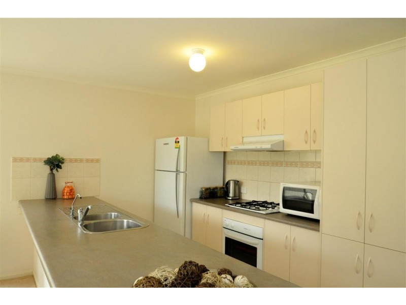 30 Golfcourse Drive, Woodcroft SA 5162