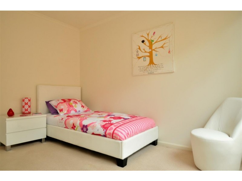 30 Golfcourse Drive, Woodcroft SA 5162