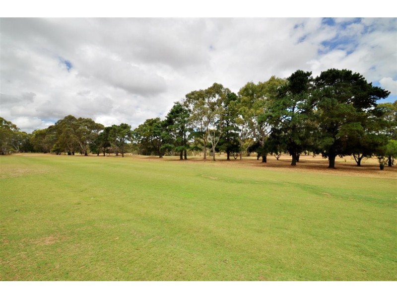 30 Golfcourse Drive, Woodcroft SA 5162