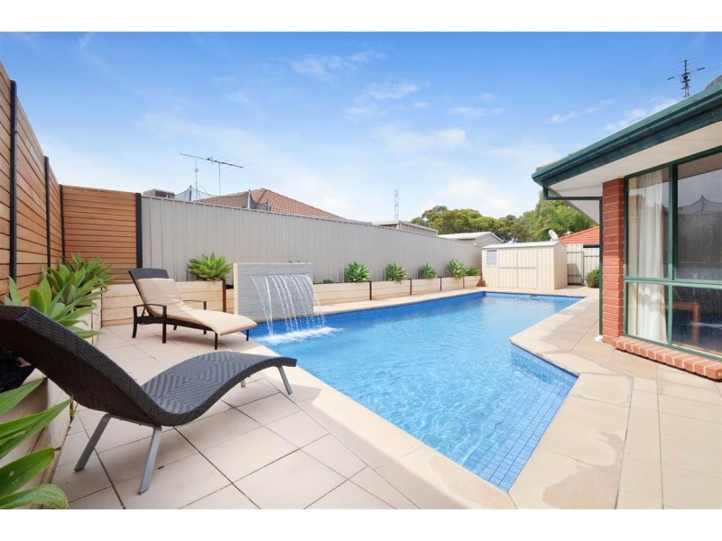 81 Investigator Drive, Woodcroft SA 5162