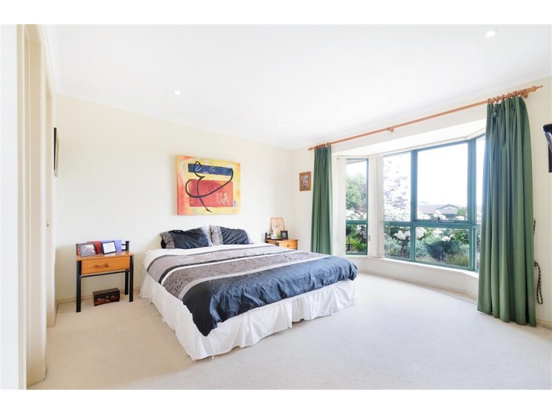 81 Investigator Drive, Woodcroft SA 5162