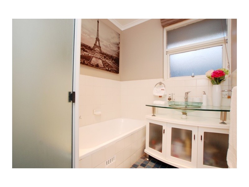 17 Brigadoon Street, Happy Valley SA 5159