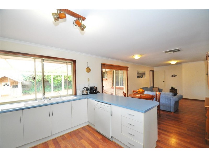 60 Sherebrooke Boulevard, Woodcroft SA 5162