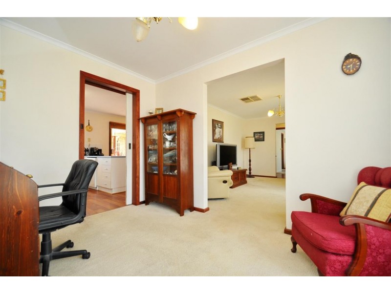 60 Sherebrooke Boulevard, Woodcroft SA 5162