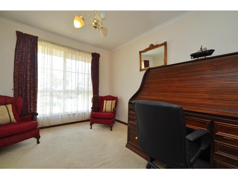 60 Sherebrooke Boulevard, Woodcroft SA 5162