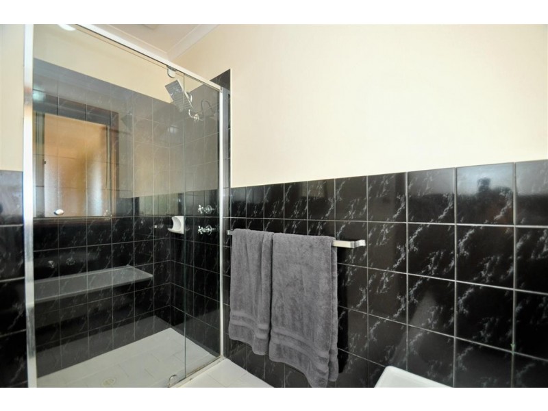 60 Sherebrooke Boulevard, Woodcroft SA 5162