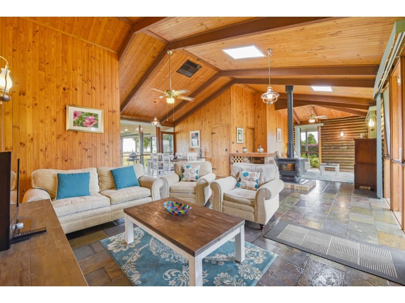 8 Nakour Tarn, Tatachilla SA 5171