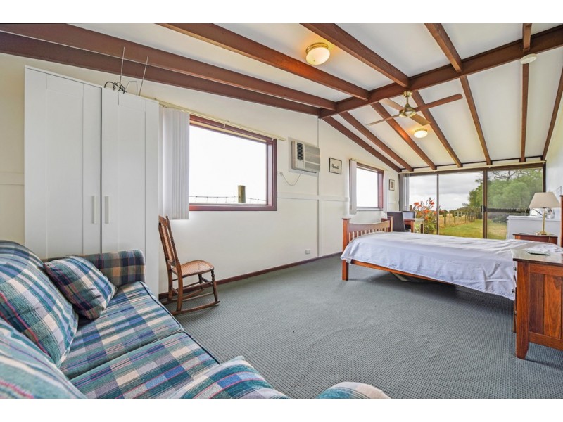 8 Nakour Tarn, Tatachilla SA 5171