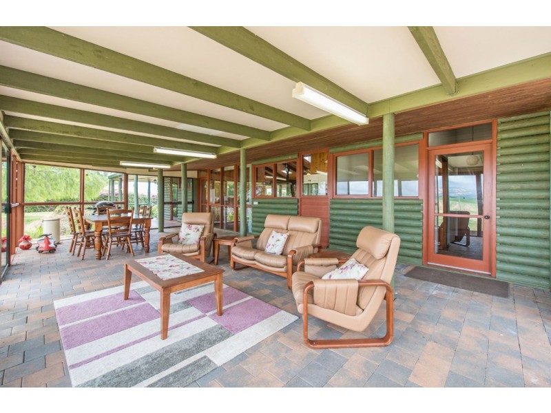 8 Nakour Tarn, Tatachilla SA 5171