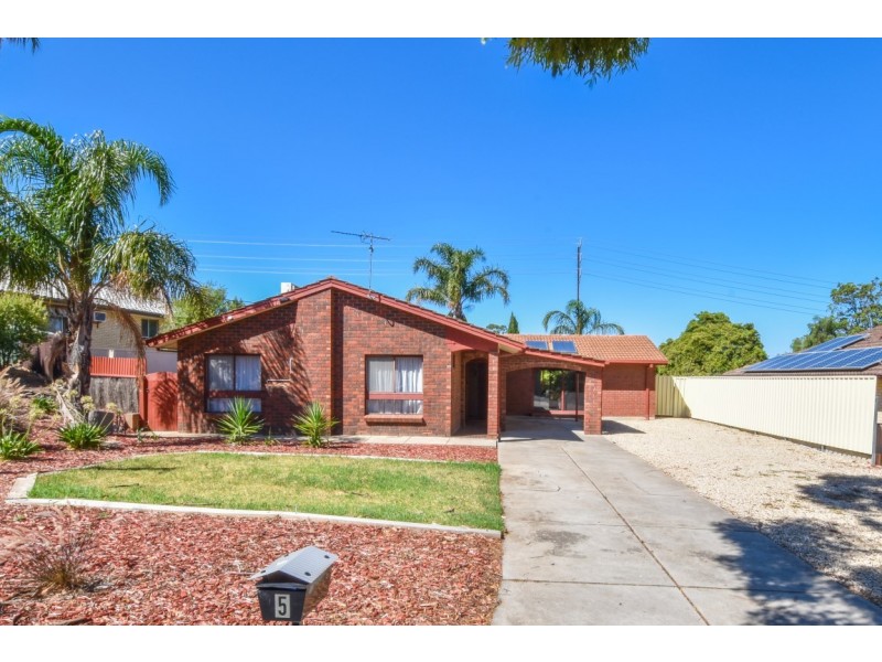 5 Suzanne Avenue, Morphett Vale SA 5162