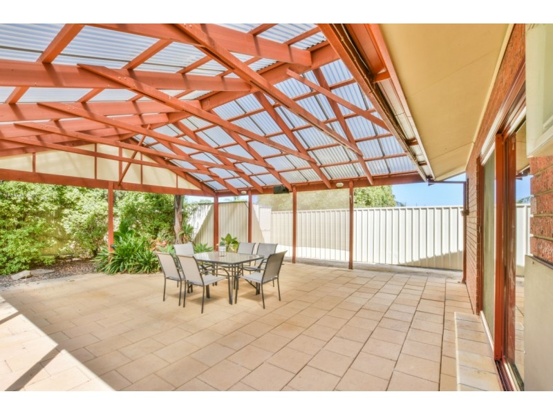 5 Suzanne Avenue, Morphett Vale SA 5162