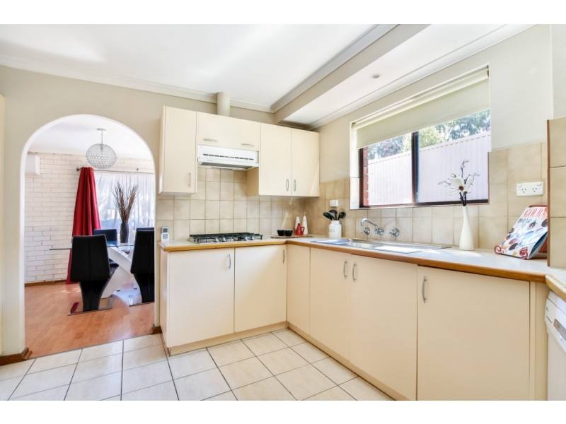 5 Suzanne Avenue, Morphett Vale SA 5162