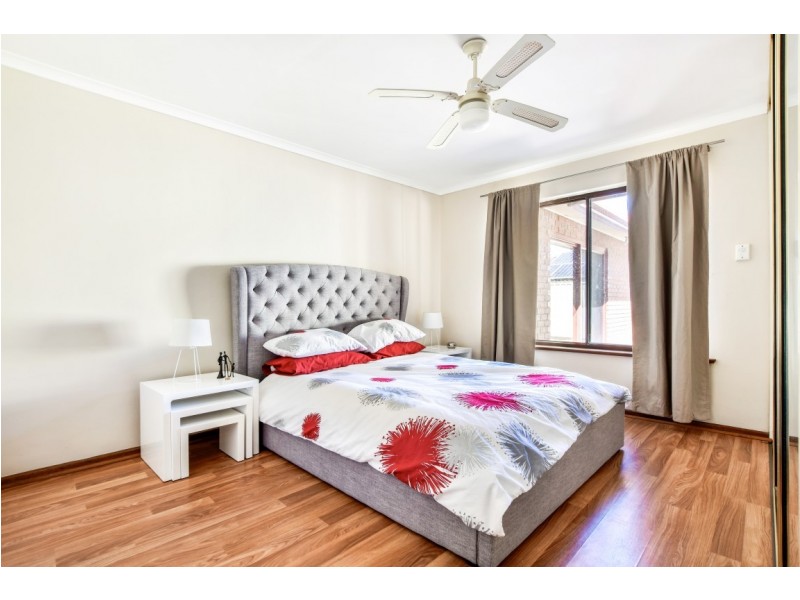 5 Suzanne Avenue, Morphett Vale SA 5162