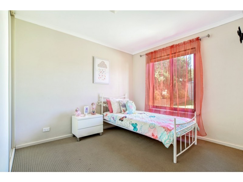 5 Suzanne Avenue, Morphett Vale SA 5162
