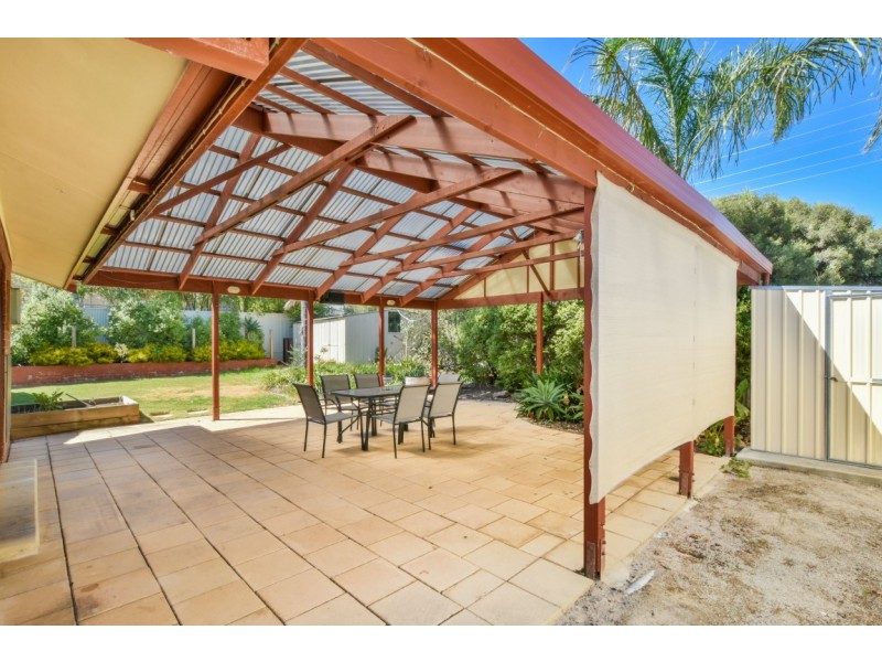 5 Suzanne Avenue, Morphett Vale SA 5162