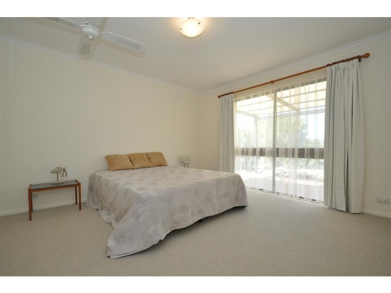 597 Brodie Road, Huntfield Heights SA 5163