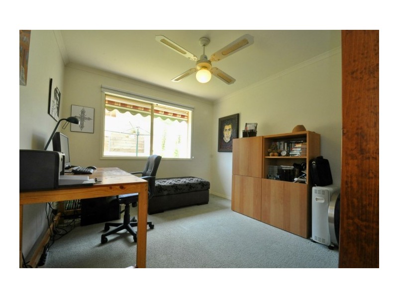 32 New York Road, Aberfoyle Park SA 5159