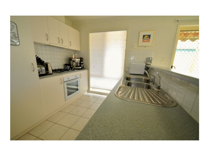 32 New York Road, Aberfoyle Park SA 5159