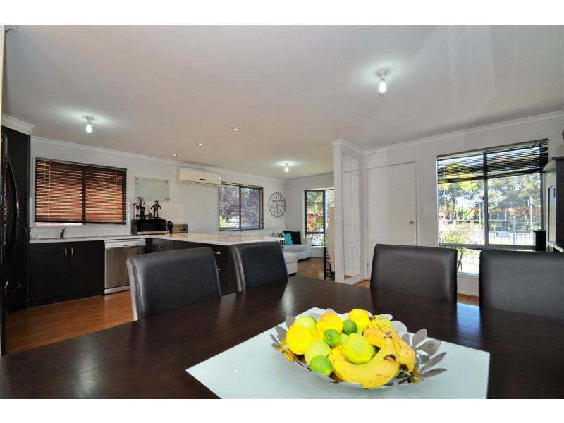 55 Wheatsheaf Road, Morphett Vale SA 5162